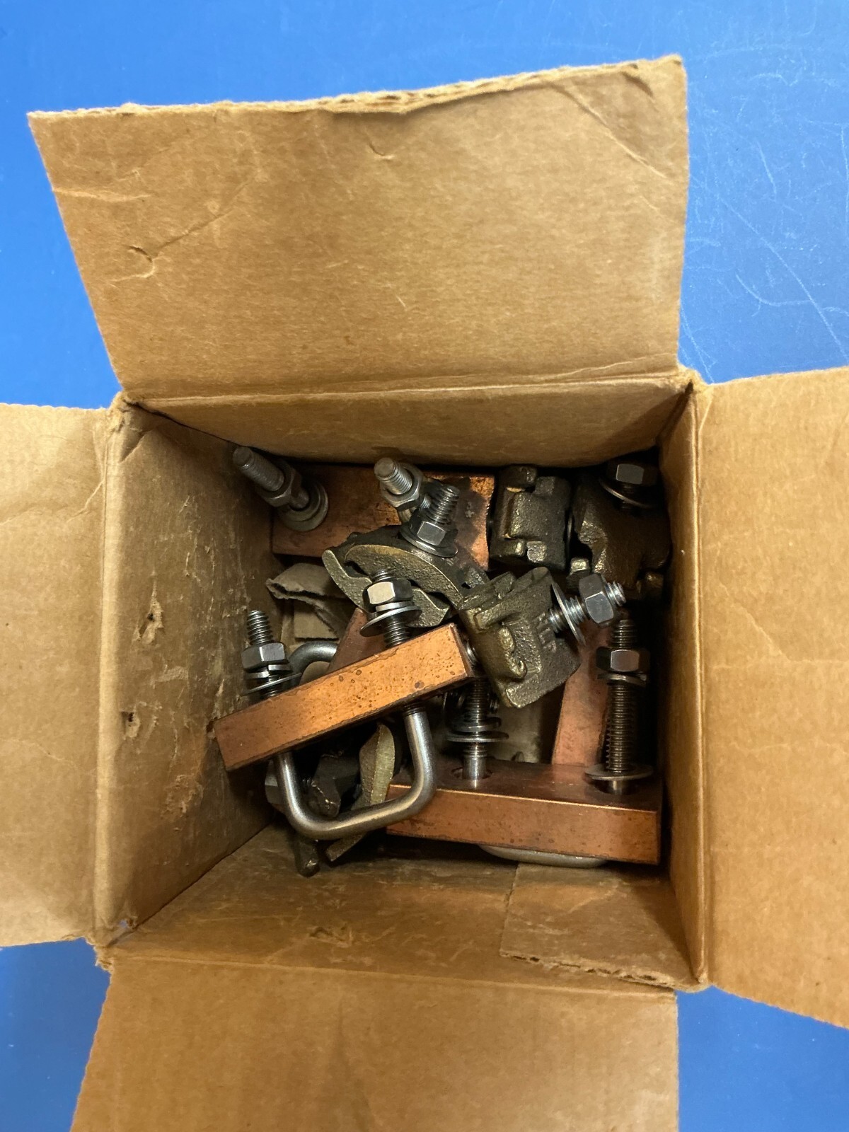 *FREE SHIPPING* Harger GROUND PEDESTAL CLAMP GP1MCI Lugs (5pcs Per Lot)