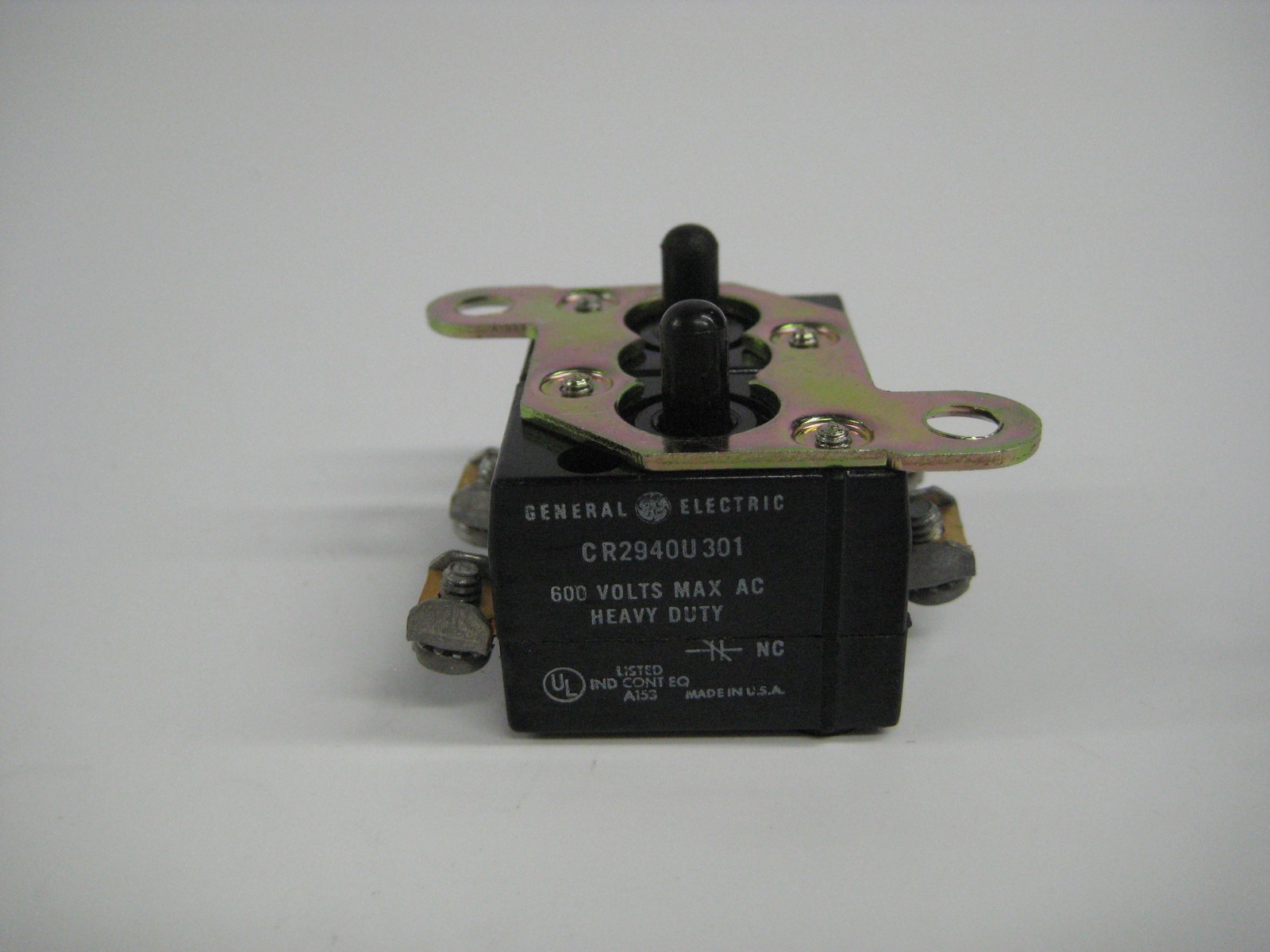 GENERAL ELECTRIC CR2940U311D CONTACT BLOCK NSMP