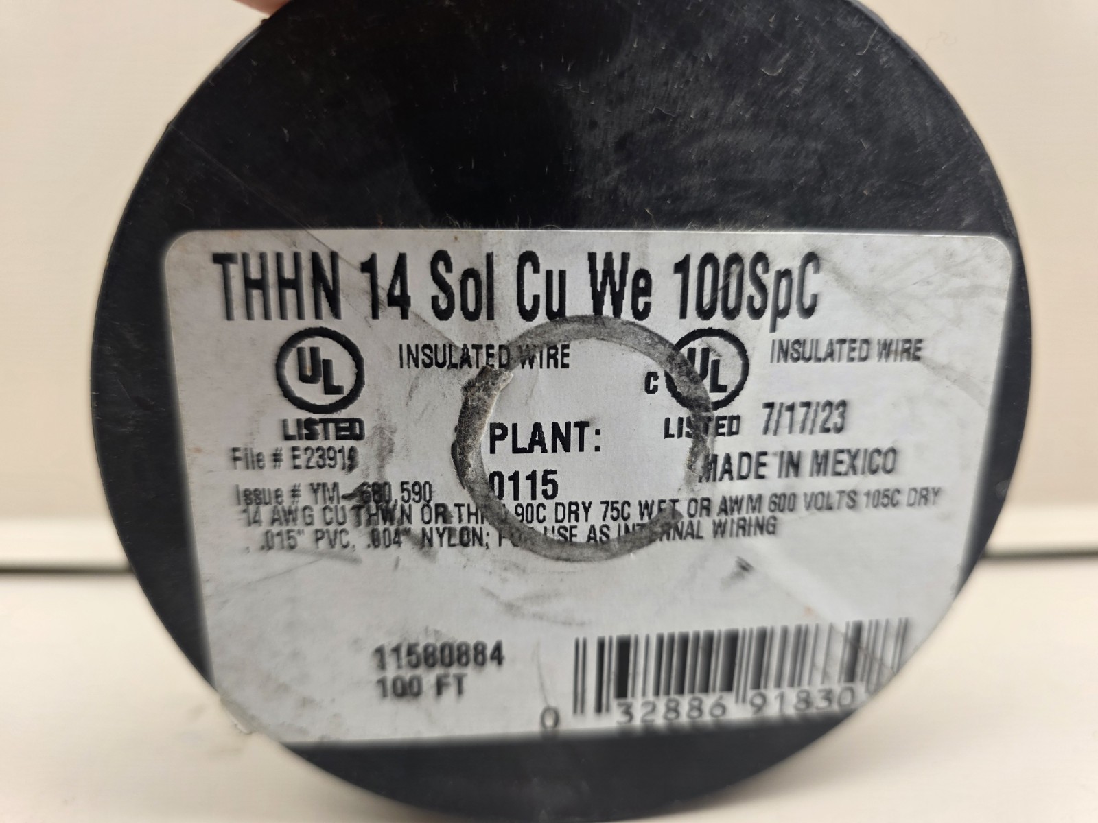 (1) NEW Southwire 100 ft. 14 Gauge White Solid Copper THHN Wire