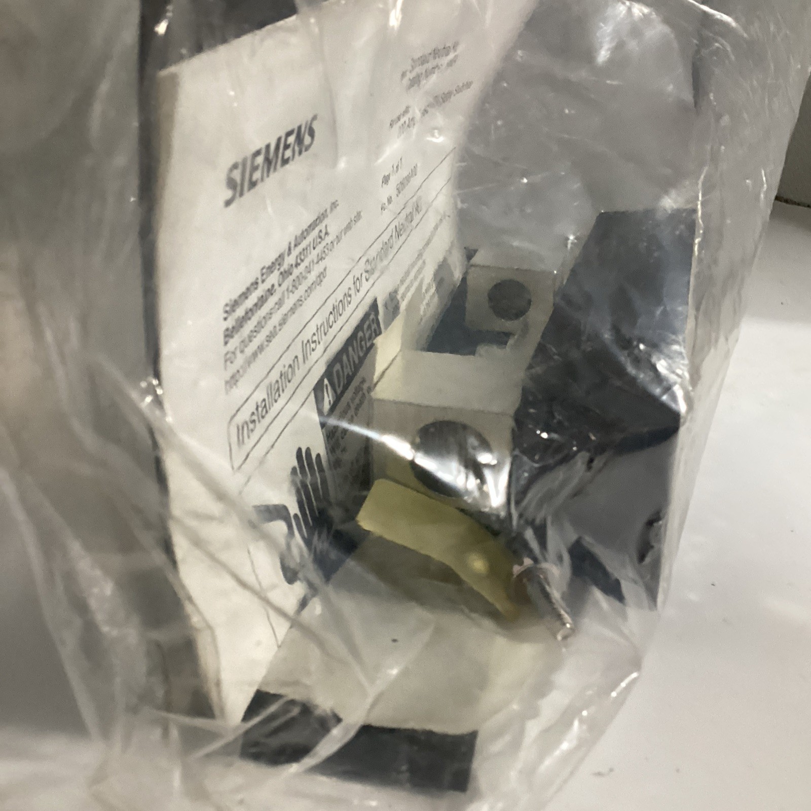 HN64 Siemens 200A Neutral Kit -New Open Box.