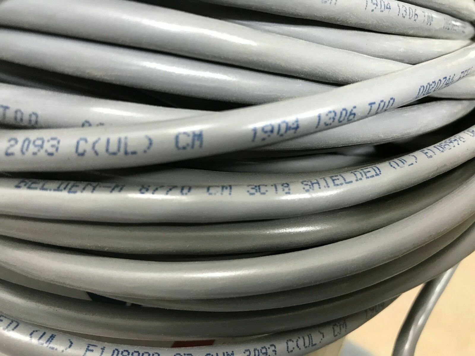 Belden 8770 CM3618 16×30 Stand Grey Cable 20 Feet