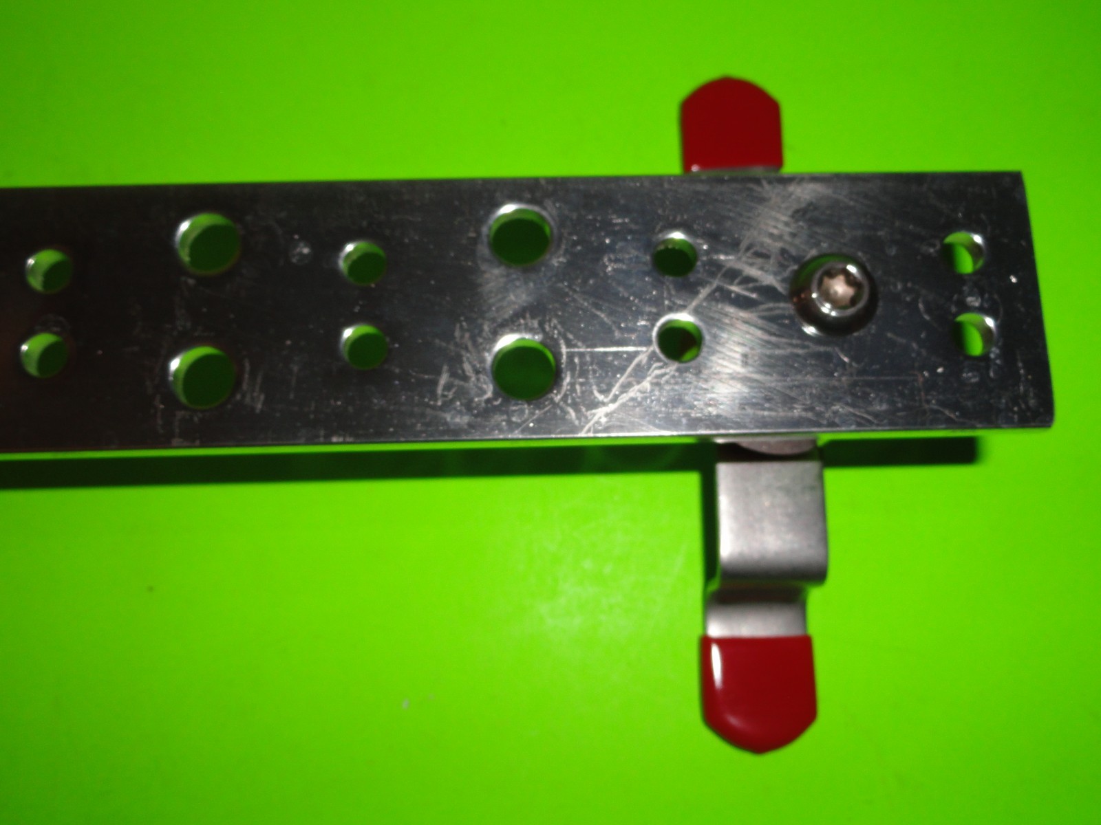 (1) PANDUIT GB2B0306TPI-1 Tin Plated Copper Grounding Busbar 1/4″x 2″ x 12″ NOS