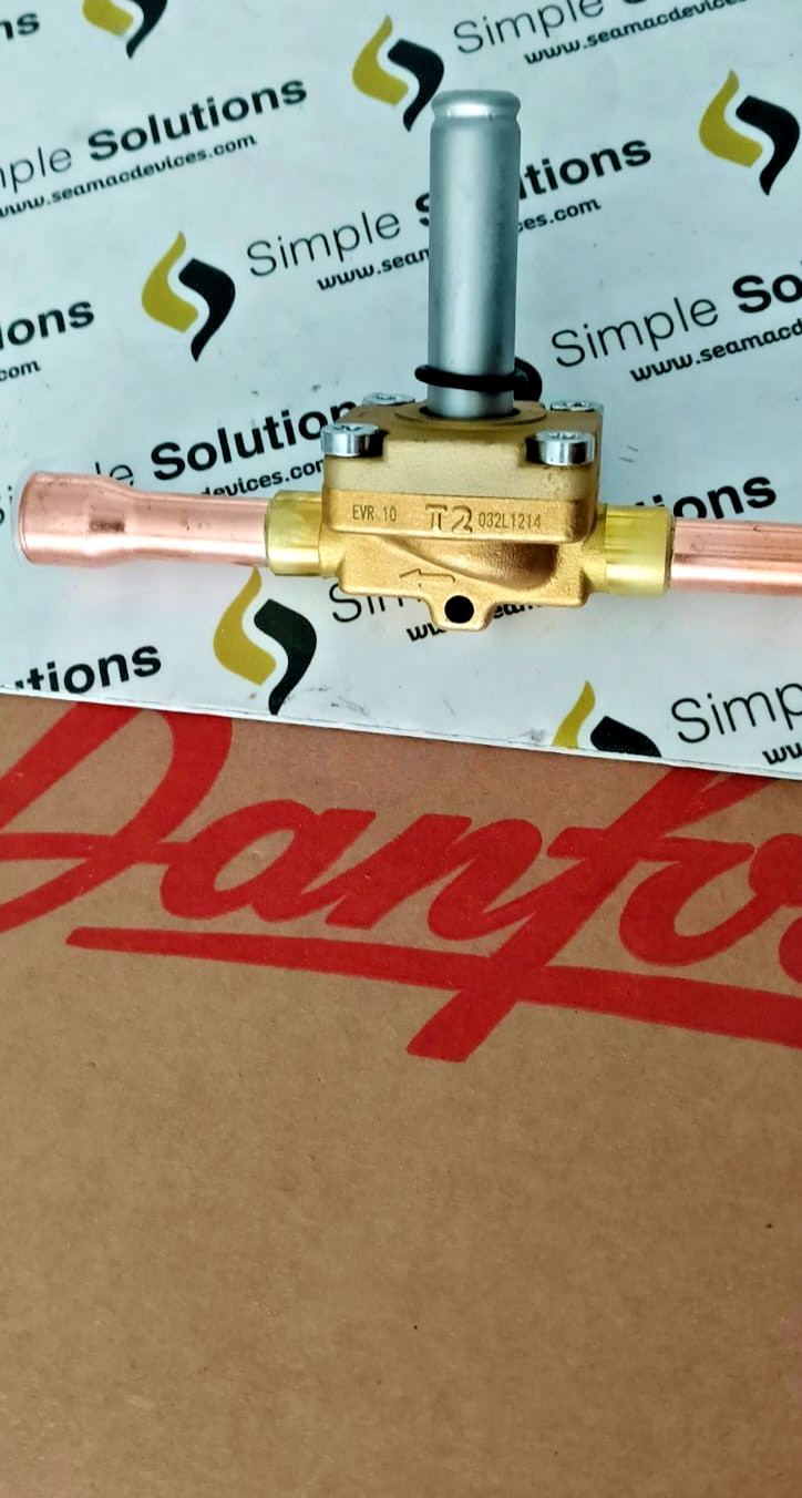 1PC- Danfoss 032L1214 Solenoid valve, EVR 10, Function:NC, Solder,ODF,5/8in- NEW
