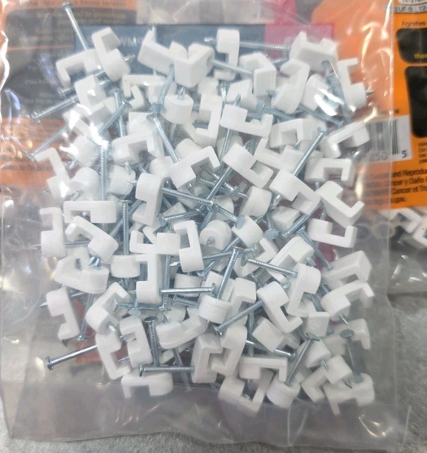 Lot of 5 – Gardner Bender PMW-100B – 100 Low Volt Staples Masonry 3/16″