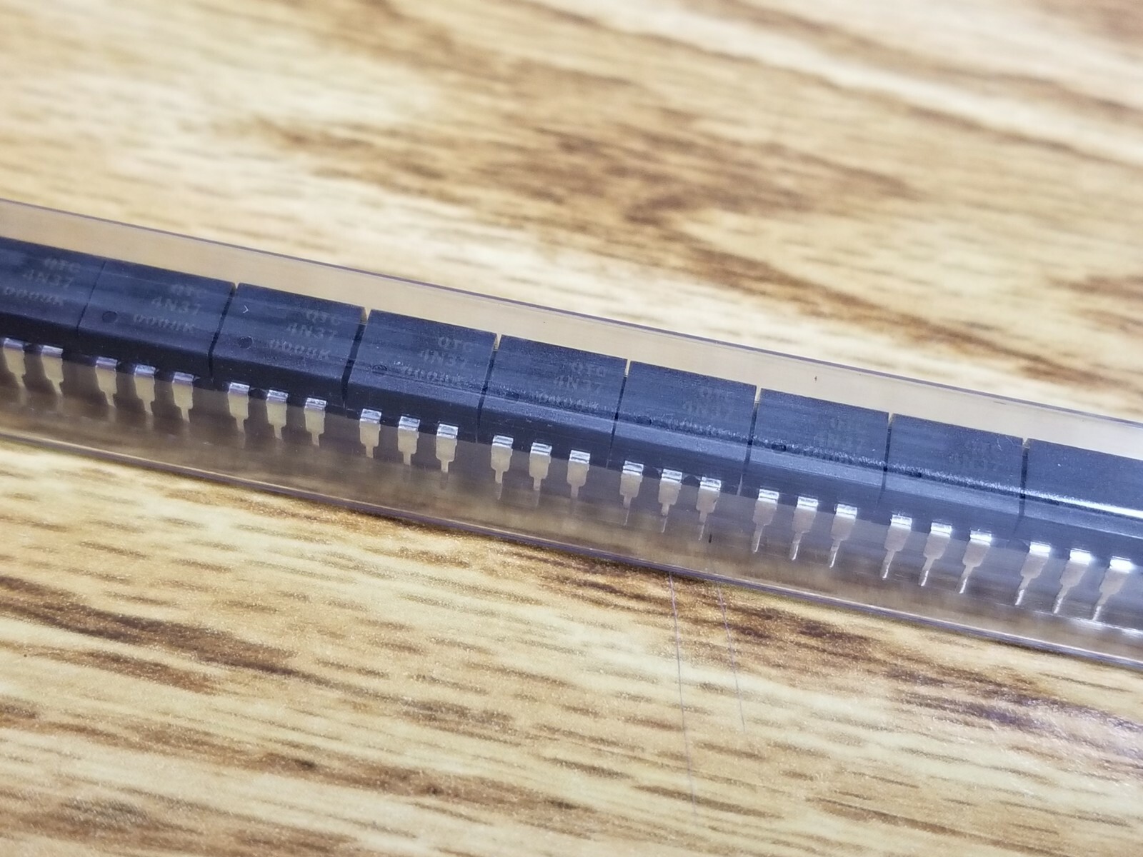 (2 PCS) 4N37 OPTOISO 5KV TRANS W/BASE 6DIP QTOPTO *US STOCK*