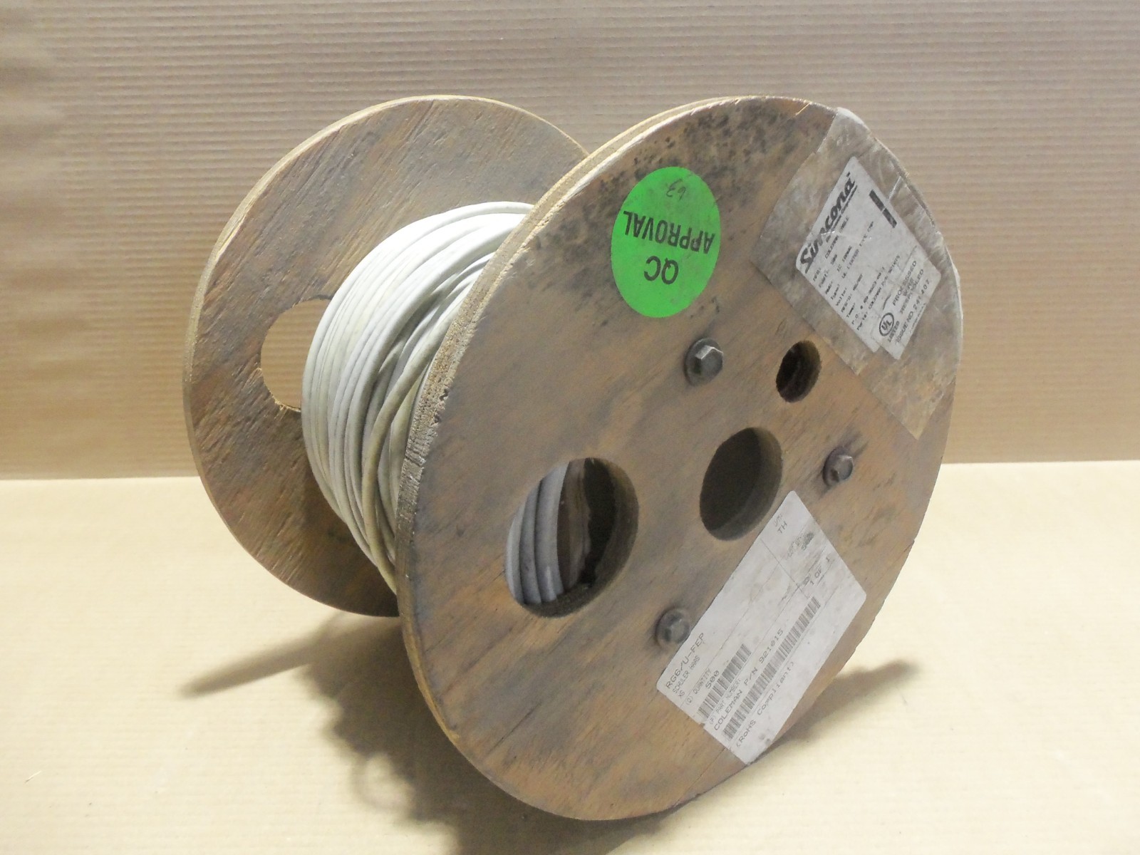 COLEMAN CABLE 921015 RG6 18 AWG CCS DUAL SHIELD COAX SWEPT TO 3.0GHZ 1,020FT