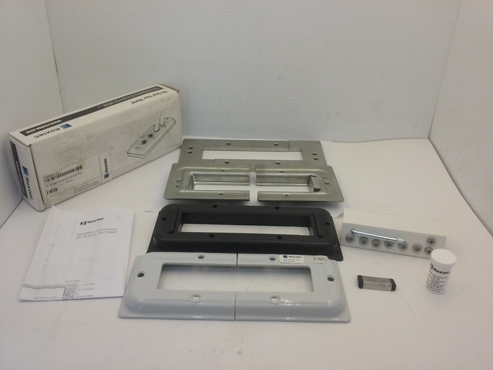 ROXTEC CF 16 EMC OPEN PLATE KIT, AISI 316L, 5CSF000011353, NIB