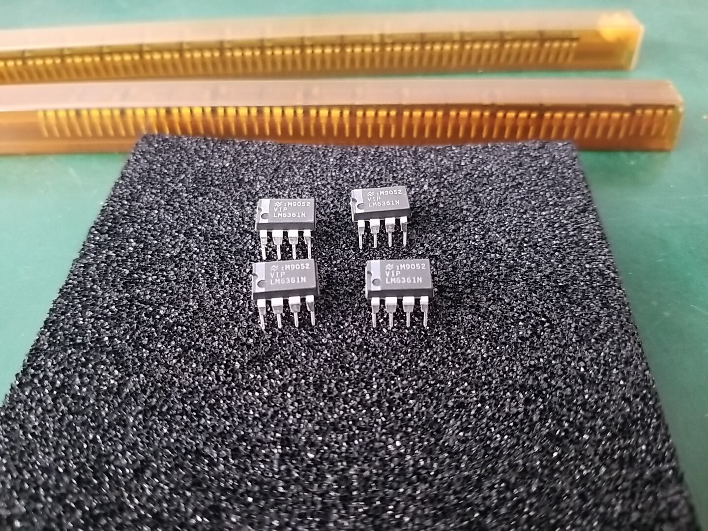 LM6361N NSC Op AMP BUFFER CIRCUIT 94dB 300V/mus 50000kHz Ic Dip8 Lot Of 4pcs Ea
