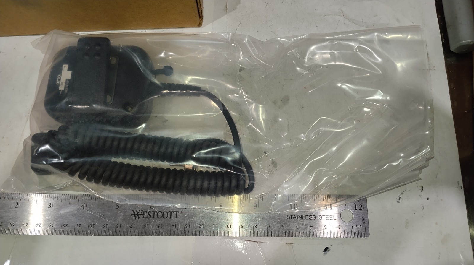 OTTO V2-10069 REMOTE SPEAKER MIC.W/O ANT