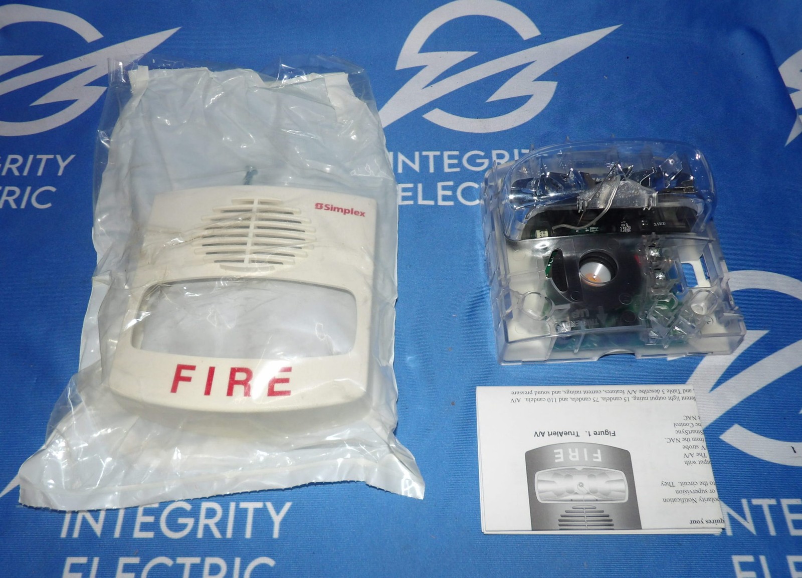 NIB Simplex 4903-9430 Horn Strobe White Alarm + 1 Year Warranty