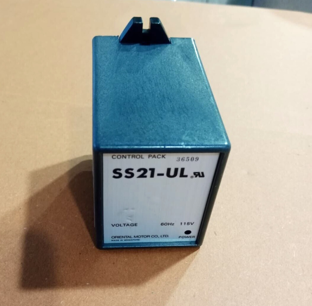 1PC- ORIENTAL MOTOR SS21-UL CONTROL PACK 11-PIN 115VAC/60HZ/1.5AMP