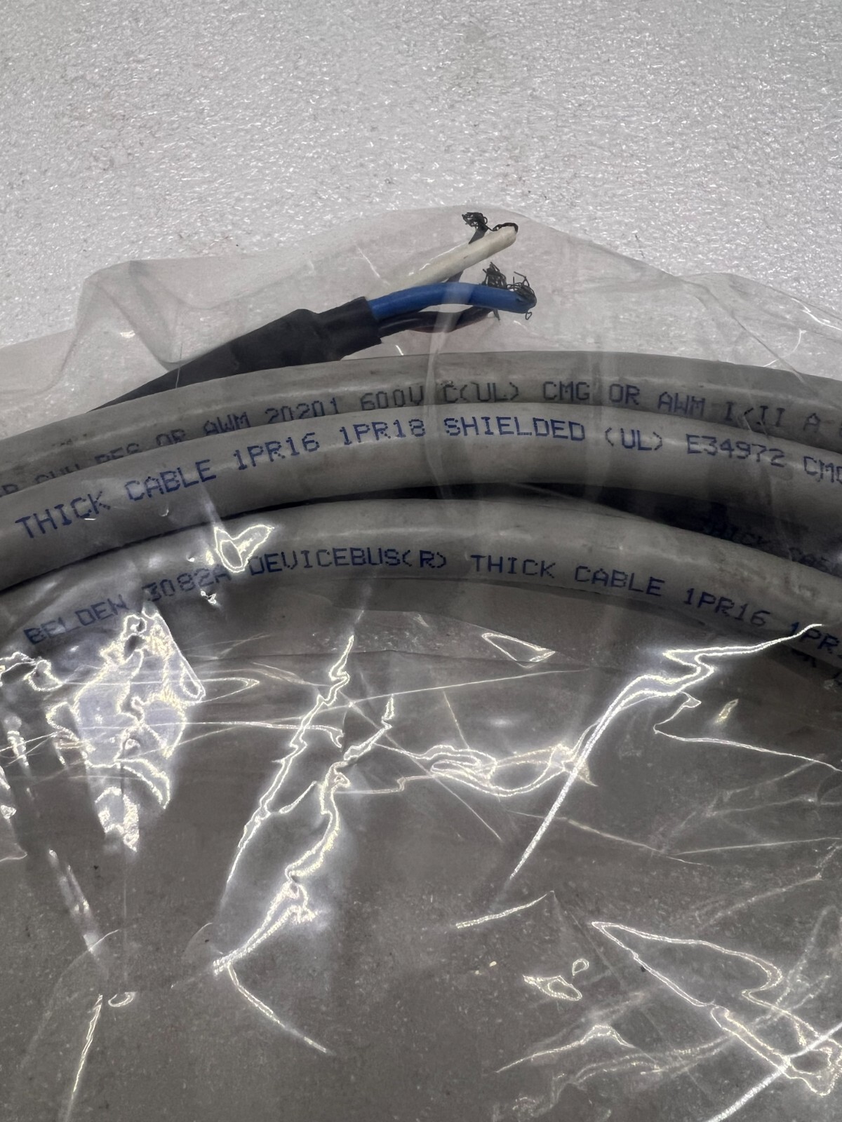 20ft BELDEN 3082A 15/1P + 18/1P Multi-Conductor DeviceBus Cable