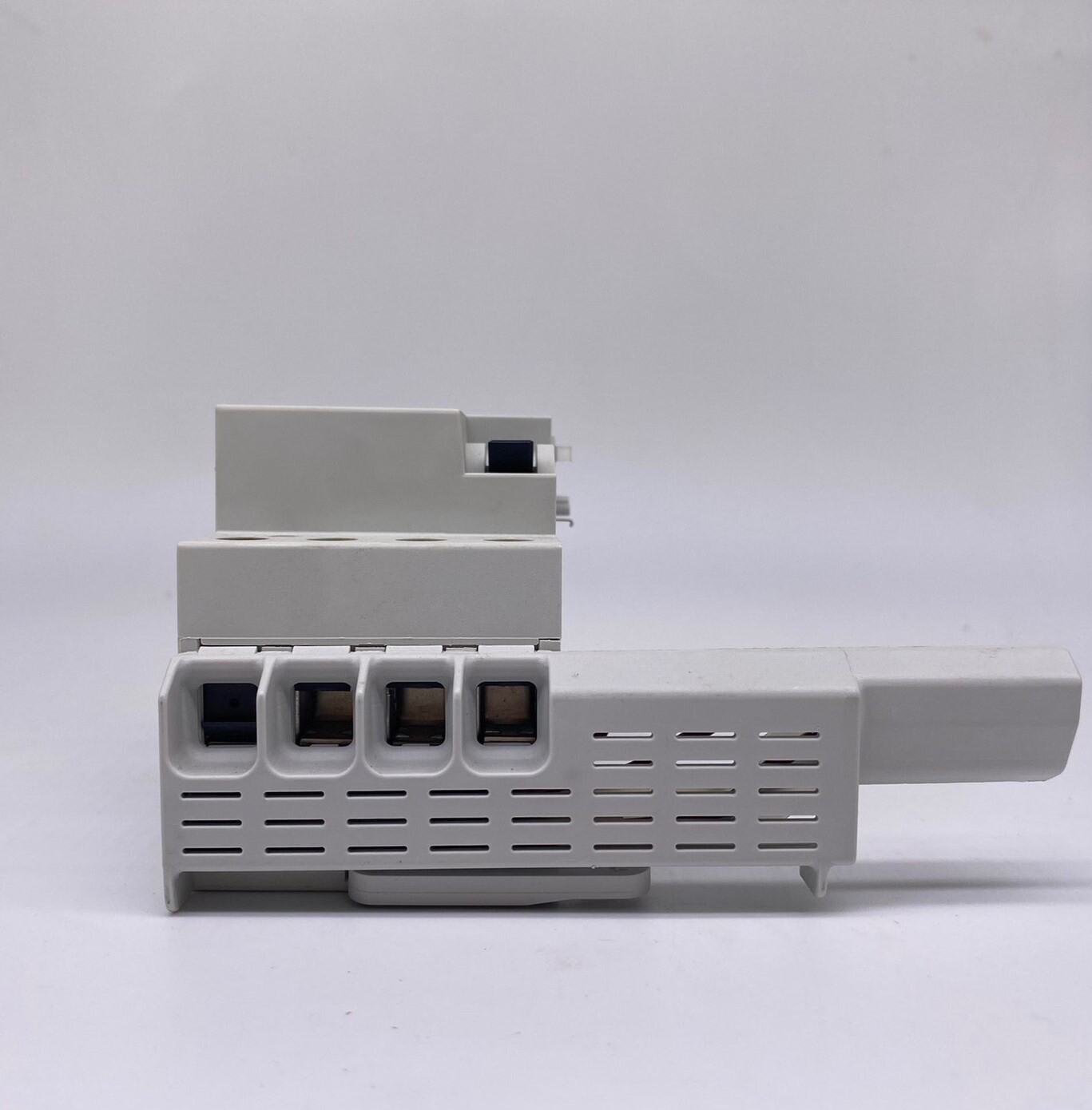 1PCS NEW module 5SM2342-0 4P 30MA SIEMENS