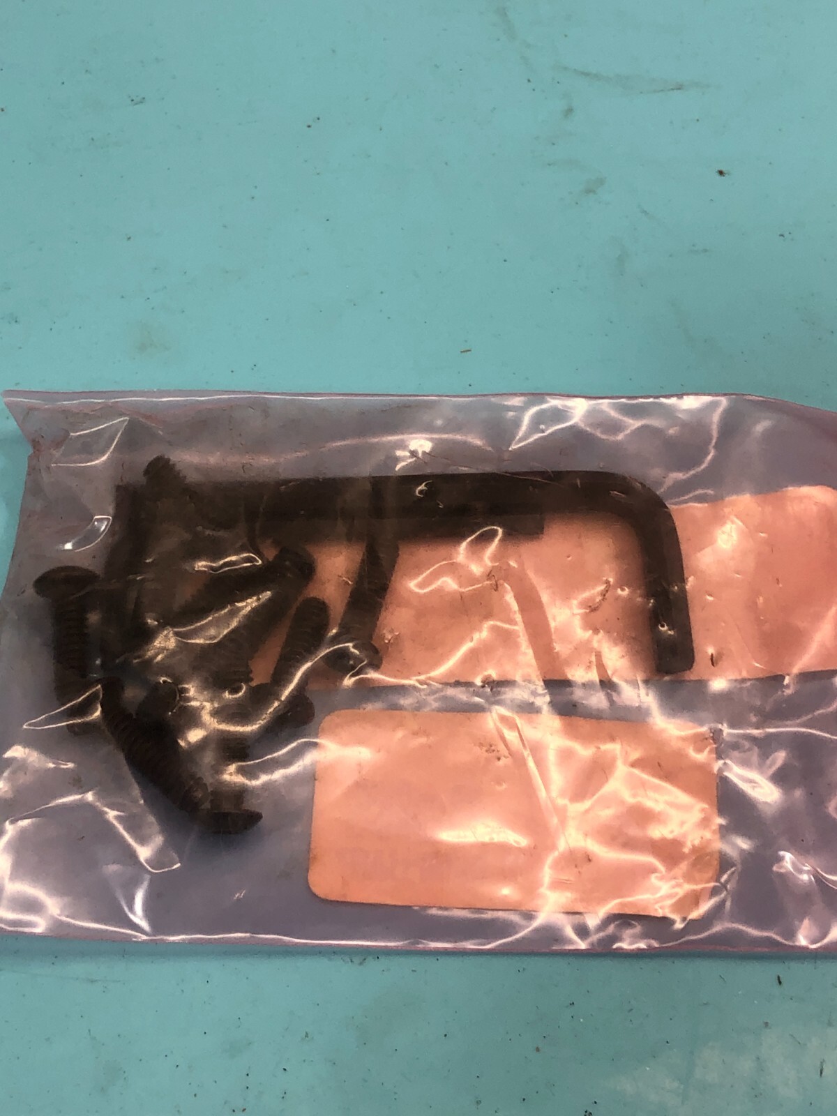 3 ERGOTRON 60-199-003 KIT, HDW, POLE CLAMP, SINGLE,696-565-01,ROHS, 192040