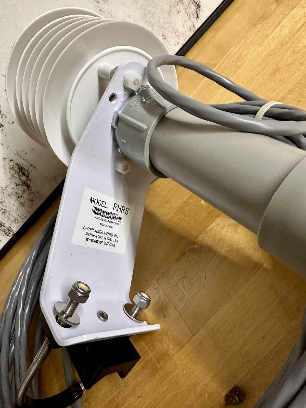 DWYER Instruments RHRS Shield