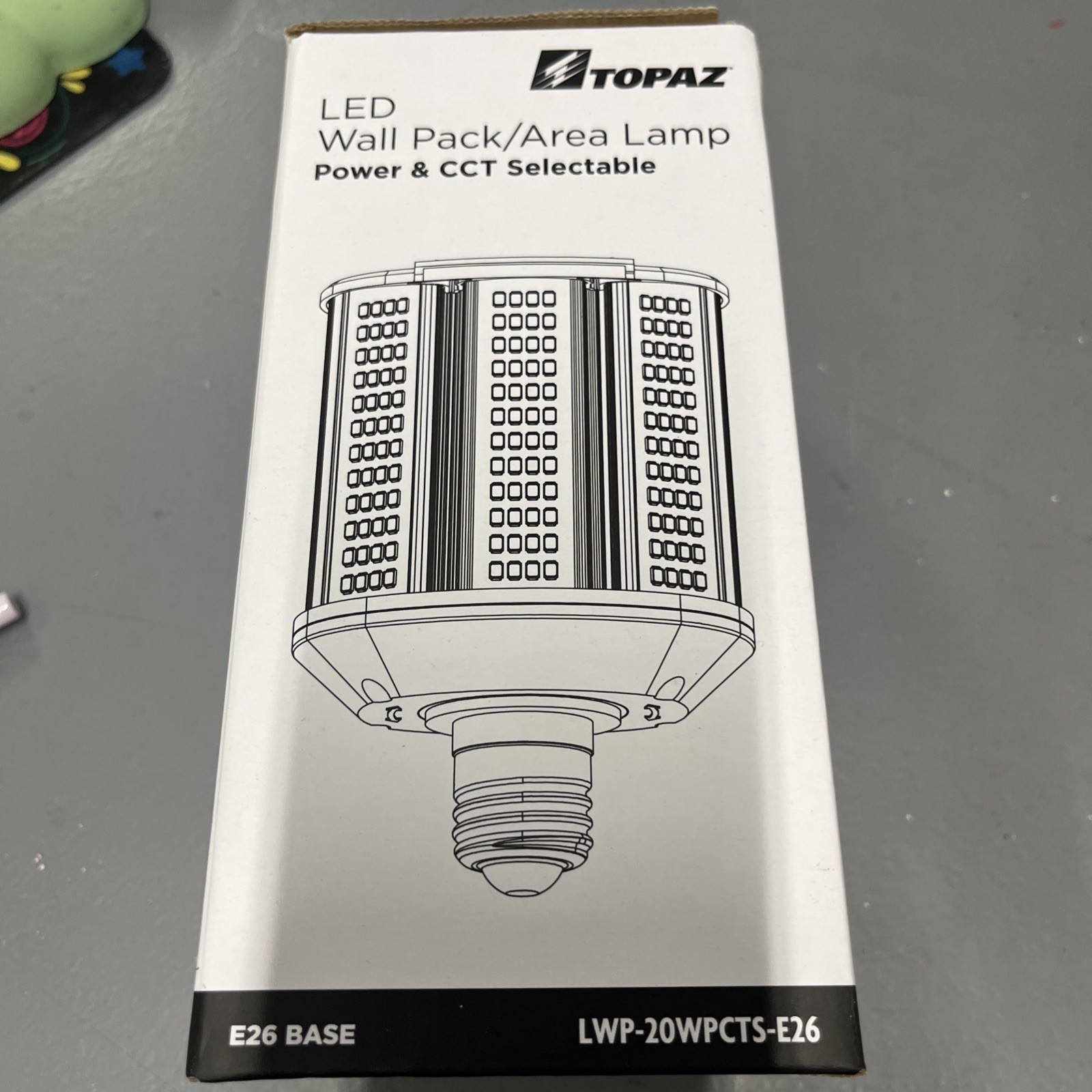 73511 Topaz 20 Watt Post Top LED Lamp CCT Selectable E26 Base 120-277V NEW
