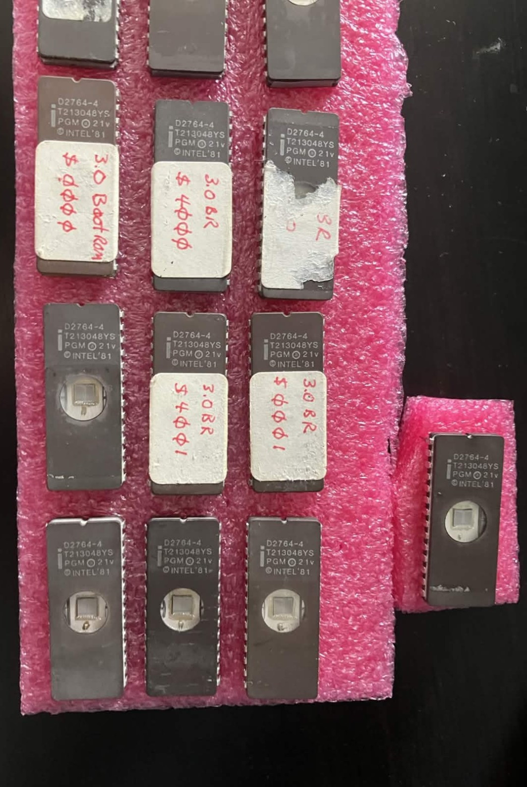 1 Count INTEL D2764-4 Computer Chip – Untested