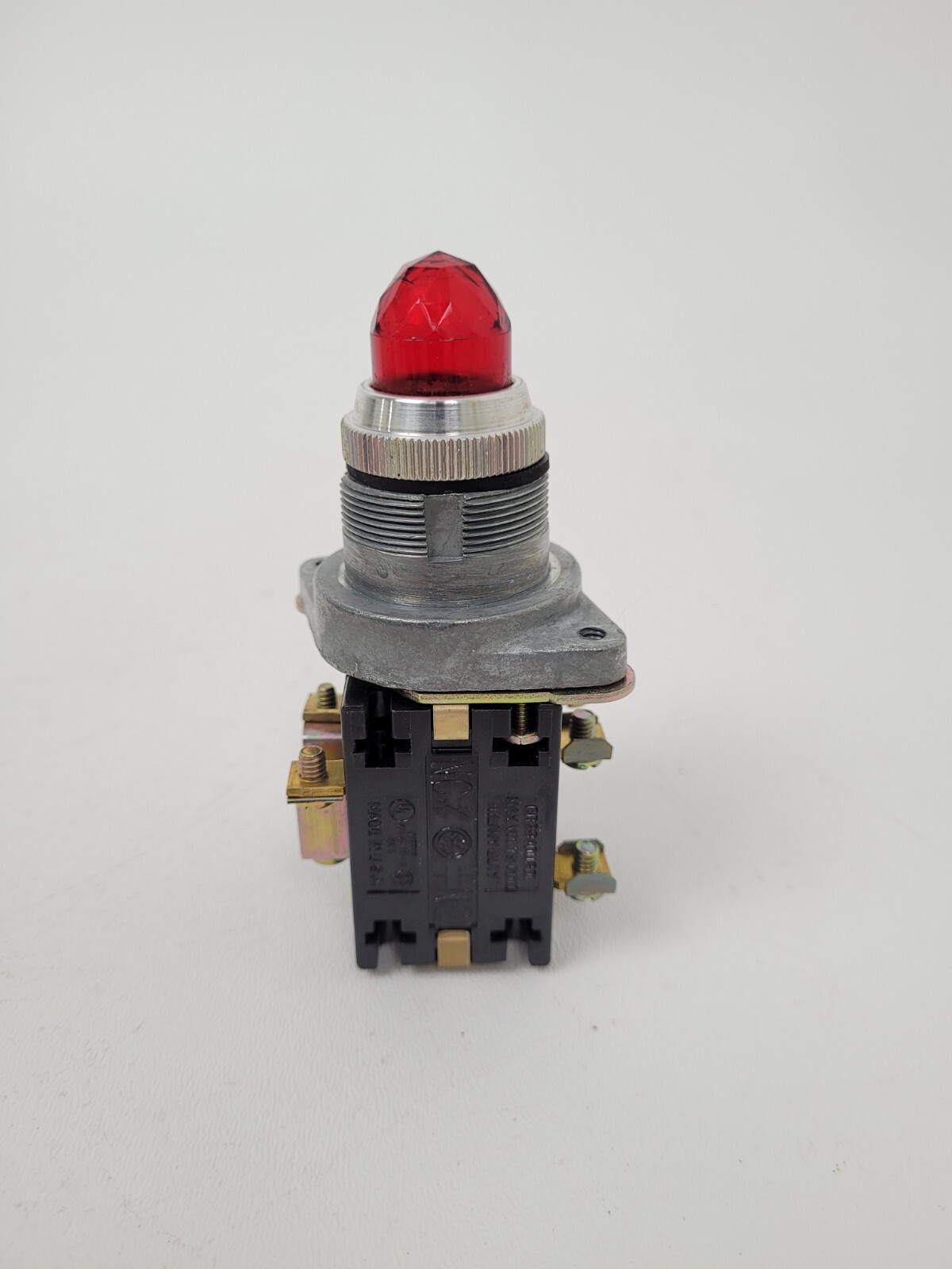 CR2940UX224A4 GE Red Push Button Light- Next Day Option – New