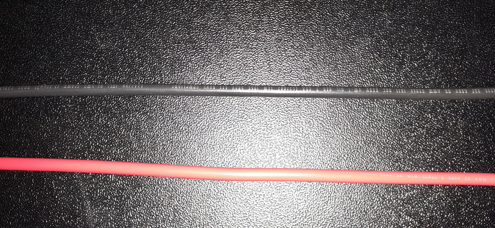 12 AWG Gauge Stranded Hook Up Wire 2 colors 3, 5, 10, 15, 25, 50 ft UL1015 600v