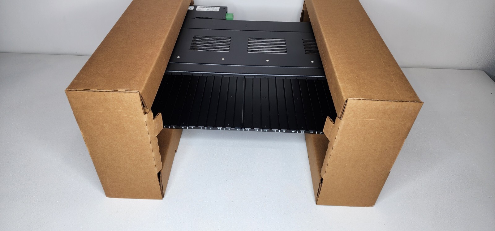 ATX MAXNET II MP3BA Active Chassis w/ MP3-COM