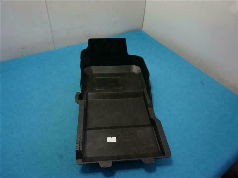 Ford 3M51-10A659-AJ 3M5110A659AJ Cover