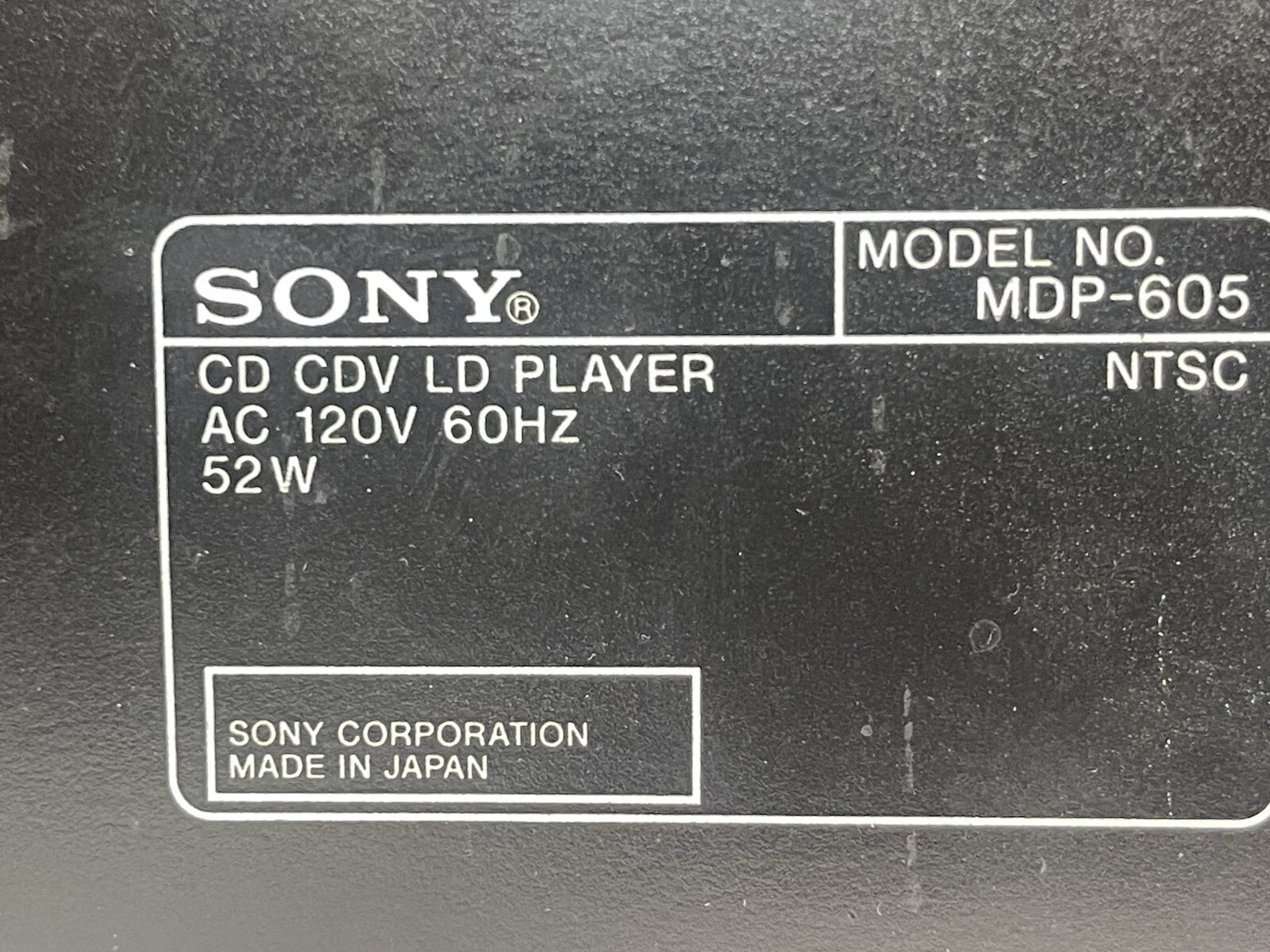 Sony MDP-605 Laserdisc Player CD CDV LD (POWERS ON) SOLD AS IS PARTS