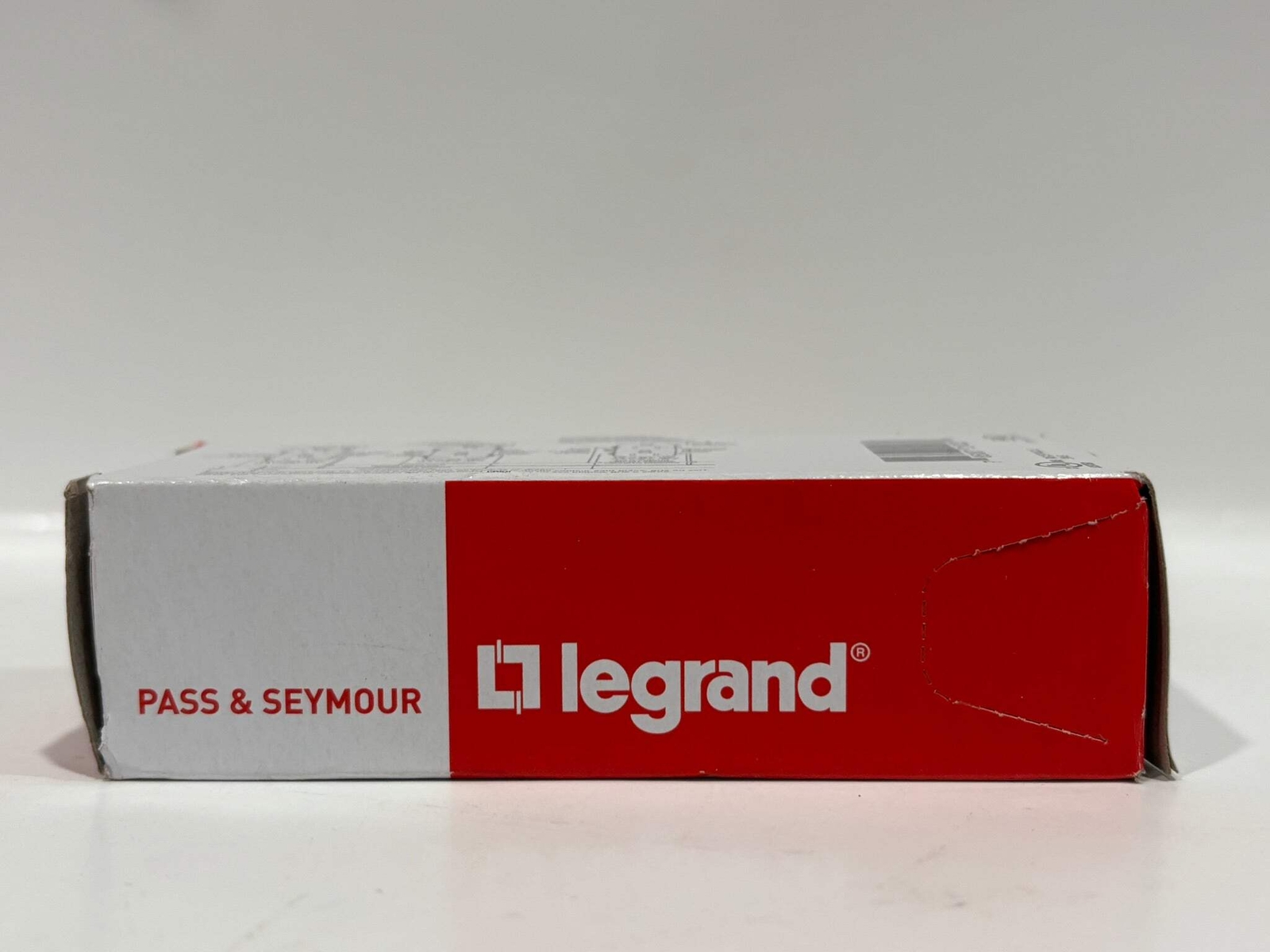 9 PK Legrand CRB5362-W 20A 125V Commercial Grade Duplex Receptacle, Nylon Face