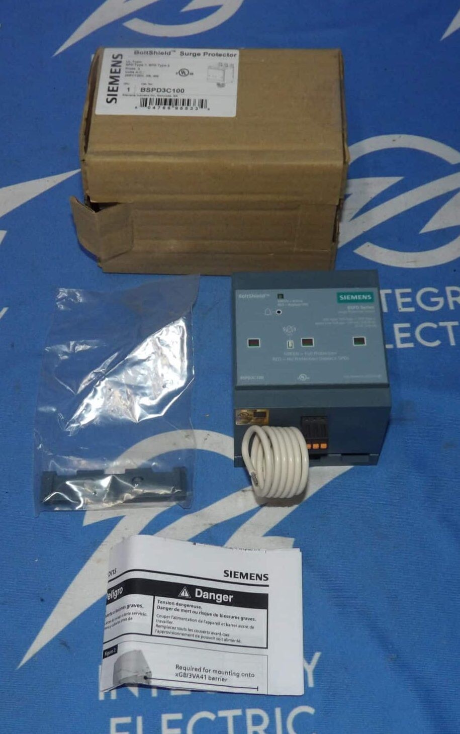 NIB Siemens BSPD3C100 Boltshield Surge Protector + 1 Year Warranty