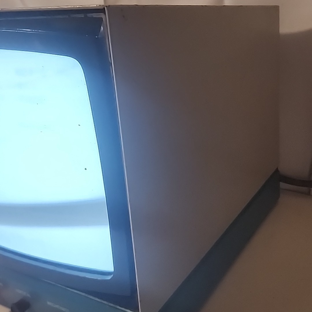 Vintage Gaming Monitor ElectroHome Video Movie TV Set | Made In Canada | Read