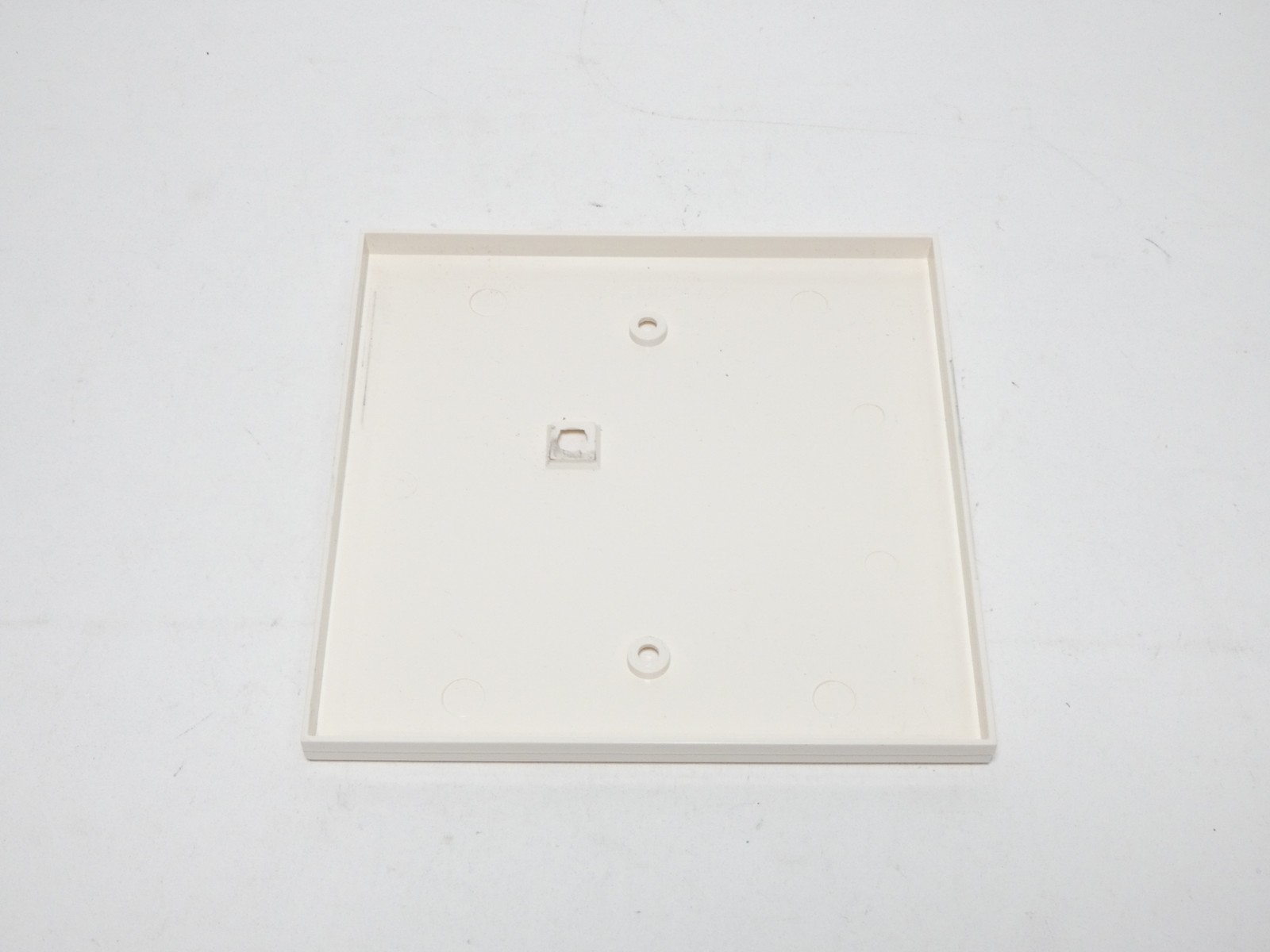 Siemens Faraday 8703 500-033360FA Dual-Input Interface Module Fire Alarm – NE…