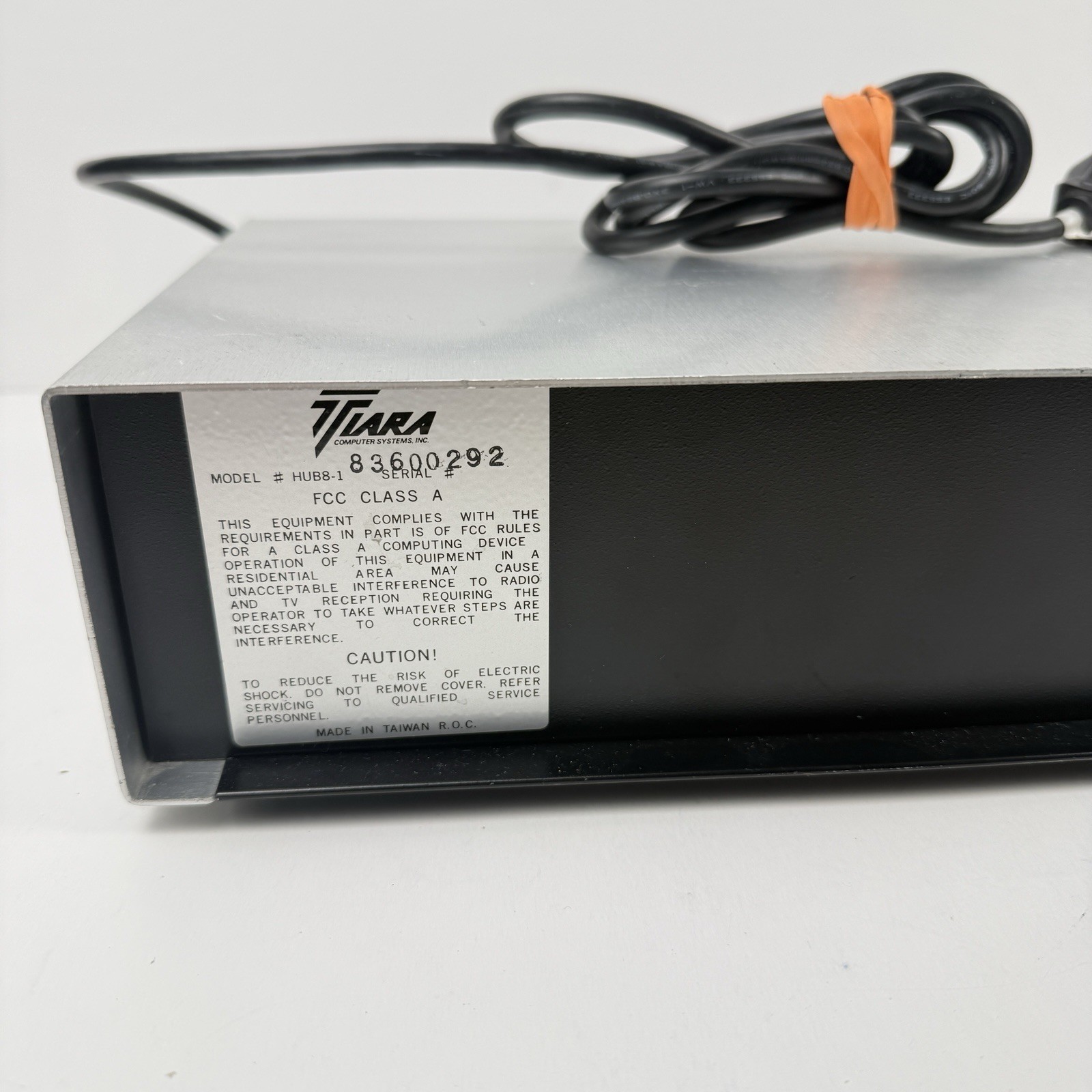 Tiara HUB8-1 8 Port Networking Hub ARCNET Parts or Repair Only