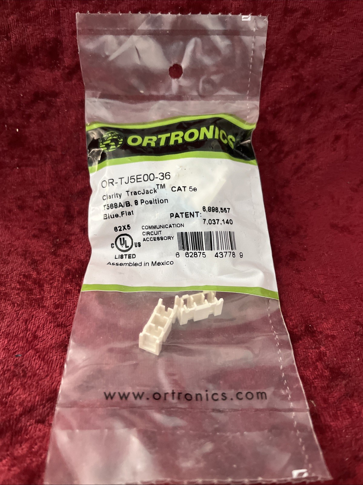 Ortronics Clarity TracJack CAT5E T568A/B 8-Position Flat Blue OR-TJ5E00-36