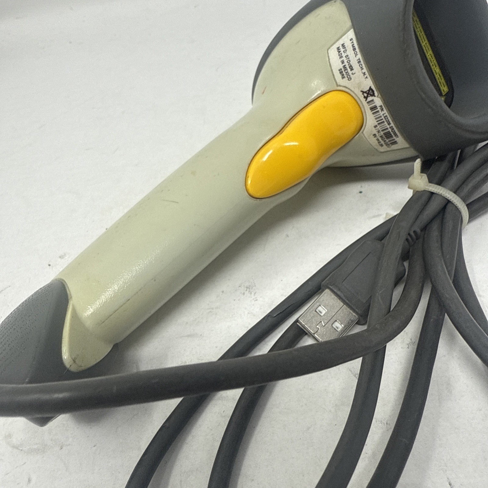 Symbol LS2208-SR2001R LS2208SR2001R Barcode Scanner