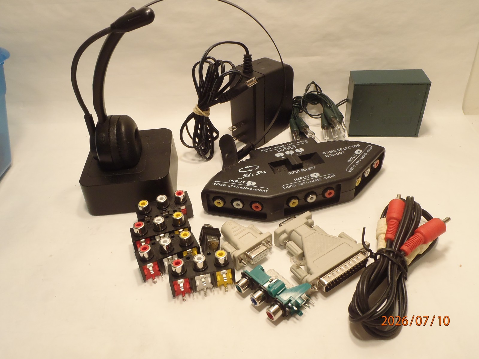 5 POUNDS ELECTRICAL ELECTRONIC HARDWARE COMPONENTS CONNECTORS COLLECTION