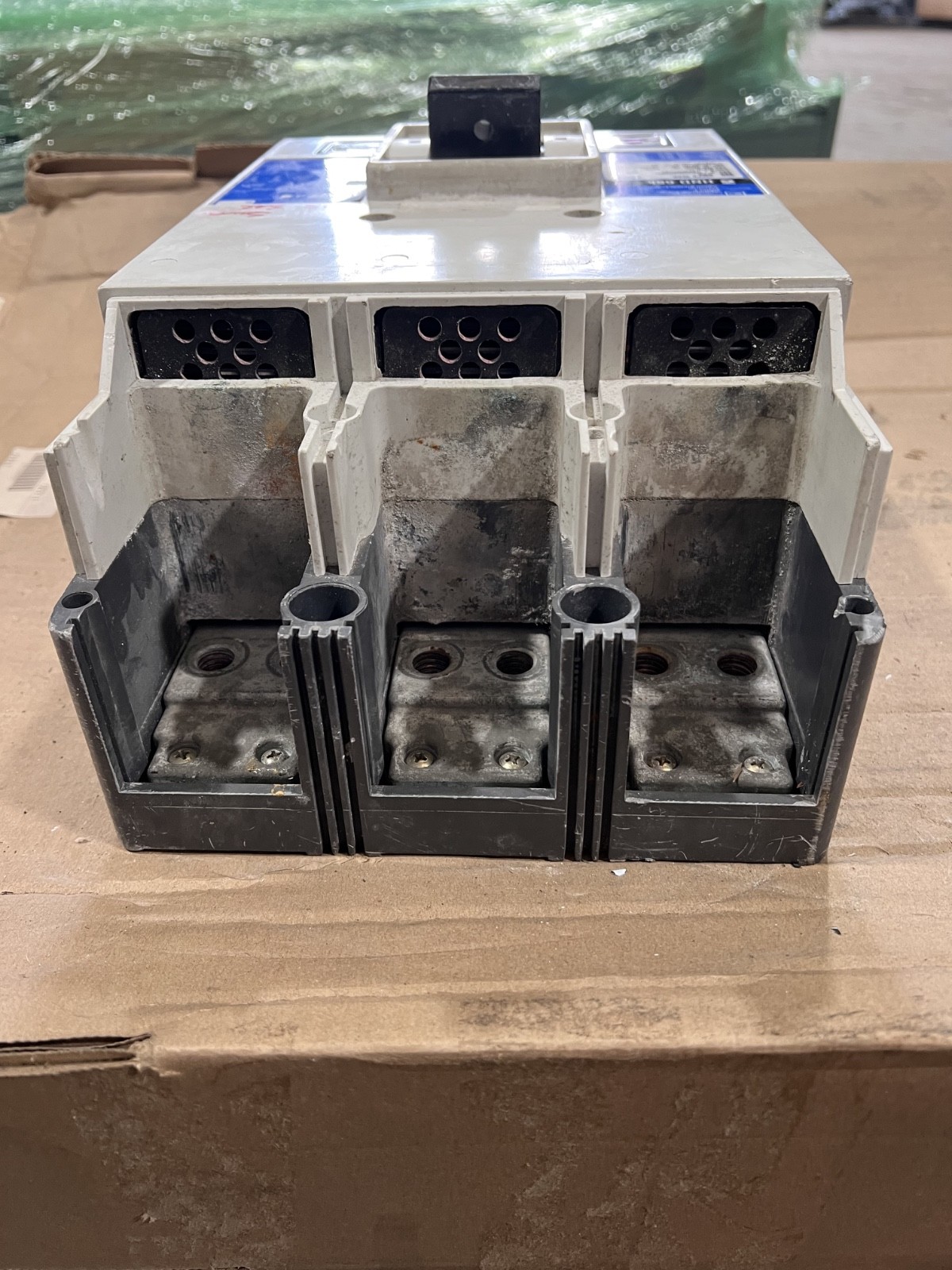Cutler-Hammer Circuit Breaker HND3800T33W