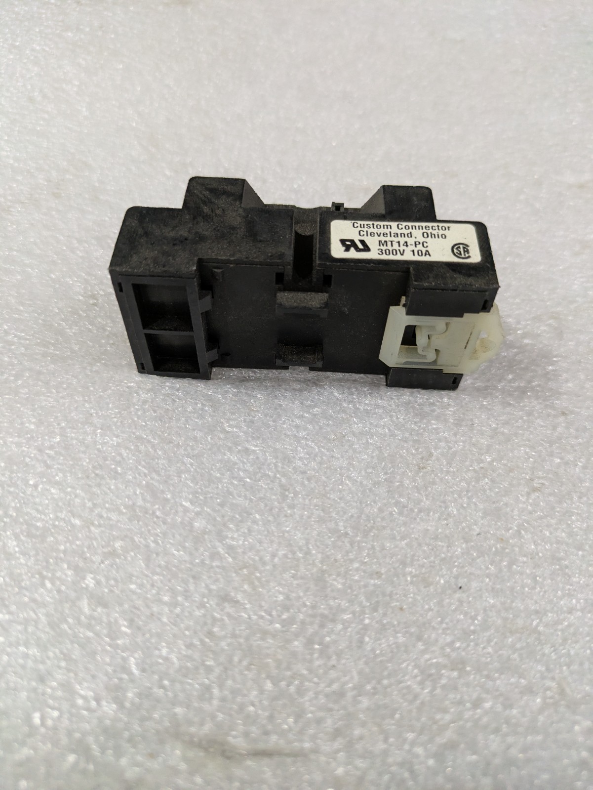 MT14-PC 300V 10A CUTOM CONNECTOR
