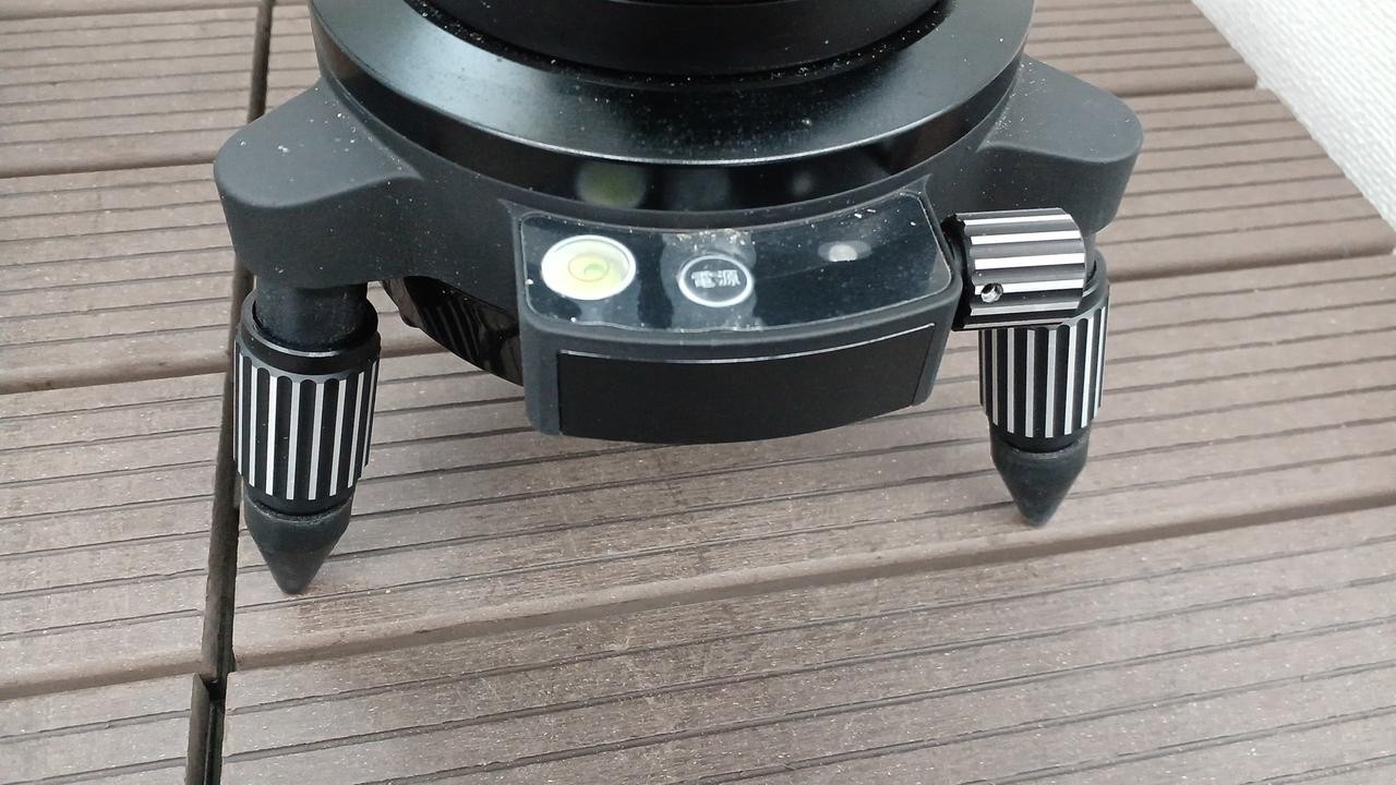 Makita SK309PXZ Laser Marker with Auto Tracking & Remote Rotation