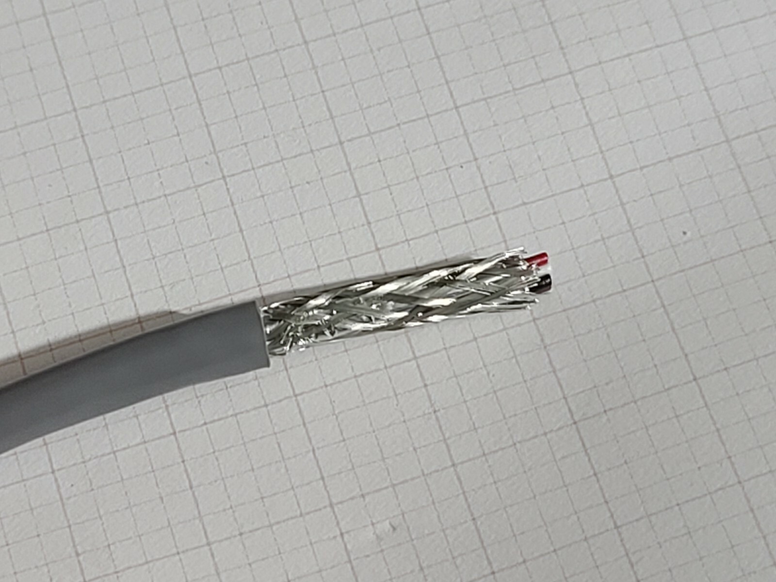 Carol C0977A 22/9C Multi Shielded Computer/Instrumentation Cable Gray /50ft