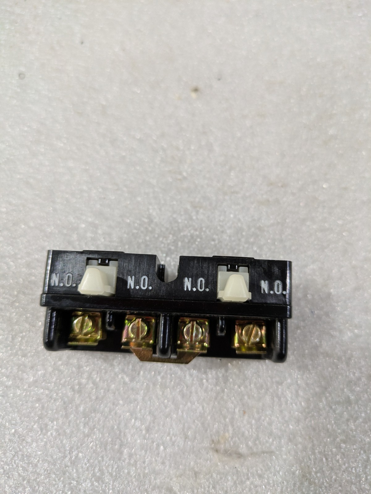 Furnas 50ZAC3 Duplex Contact Block Push Button Kit 1NO 1NO Series A Siemens