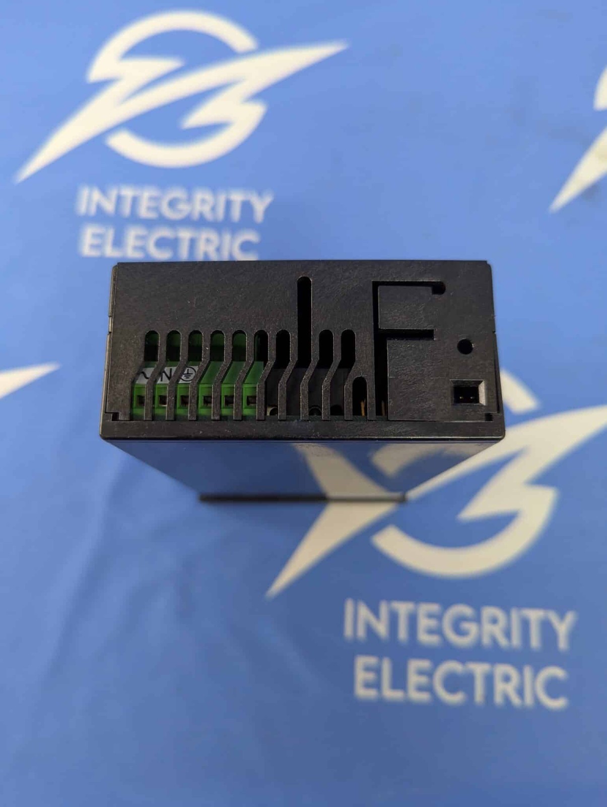 Omega Engineering CN1001TC Programmable Digital Temp. Controller 90 Day Warranty