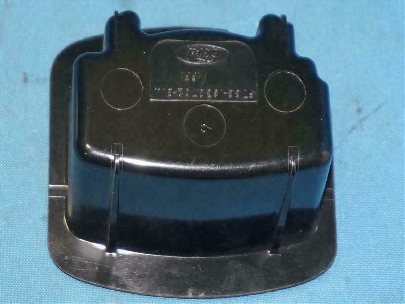 Ford YC3Z-7830702-BA YC3Z7830702BA Ash Tray Front Console New NOB