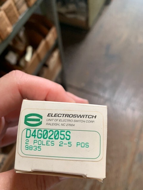 Electroswitch 5 Position 2 Pole 500mA 115V D4 Series Rotary Switch D4G0205S