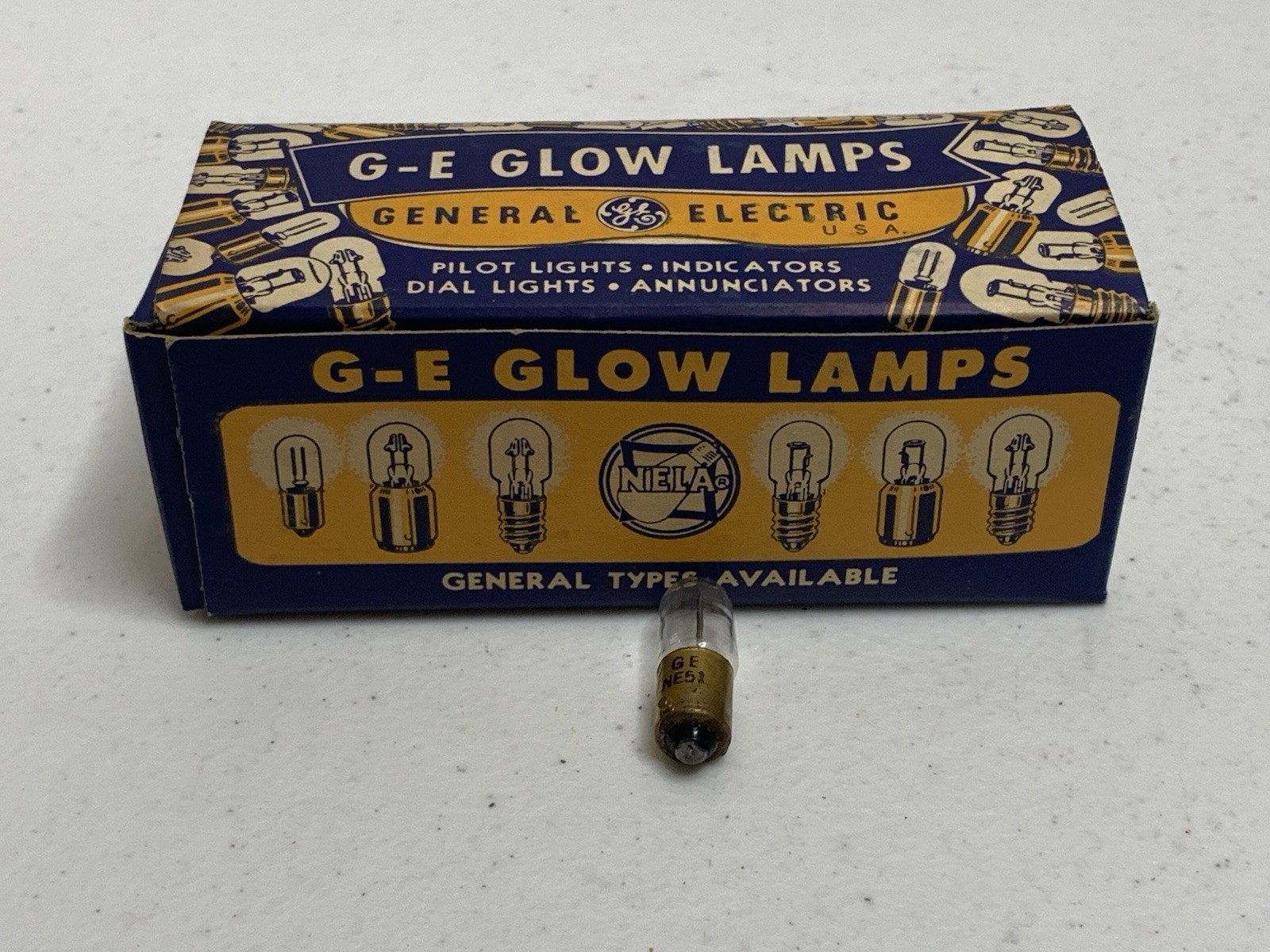 Vintage Box of 10 NOS GE NE-51 Glow Lamps General Electric Bulbs