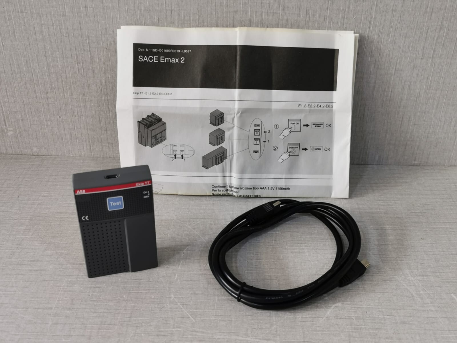 ABB Ekip TT SACE Emax 2 Outdoor Travel Test Unit – NO BOX ONLY CASE