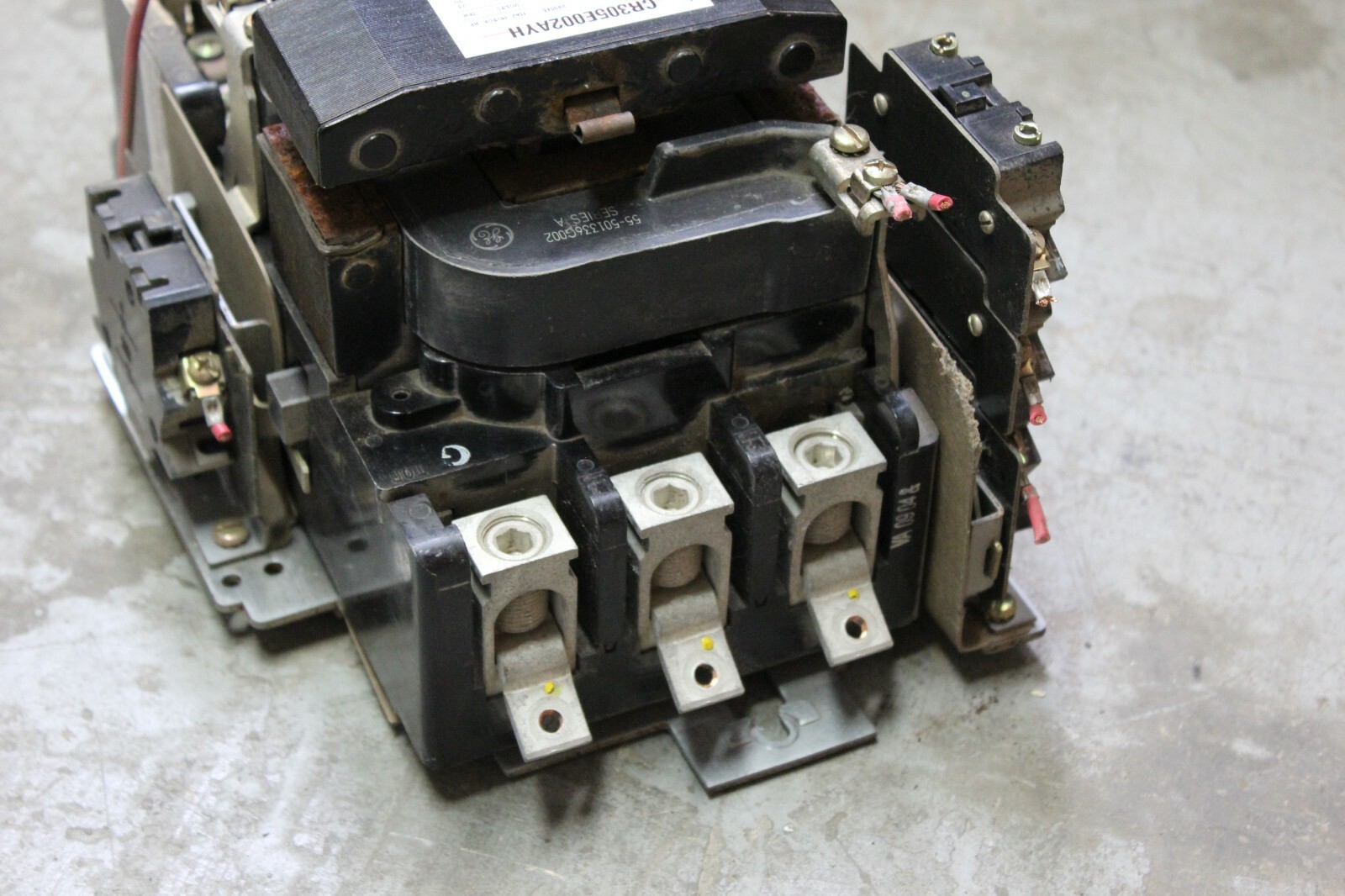 GE – GENERAL ELECTRIC – CR305E002AYH NEMA SIZE 3 90 AMP MOTOR STARTER