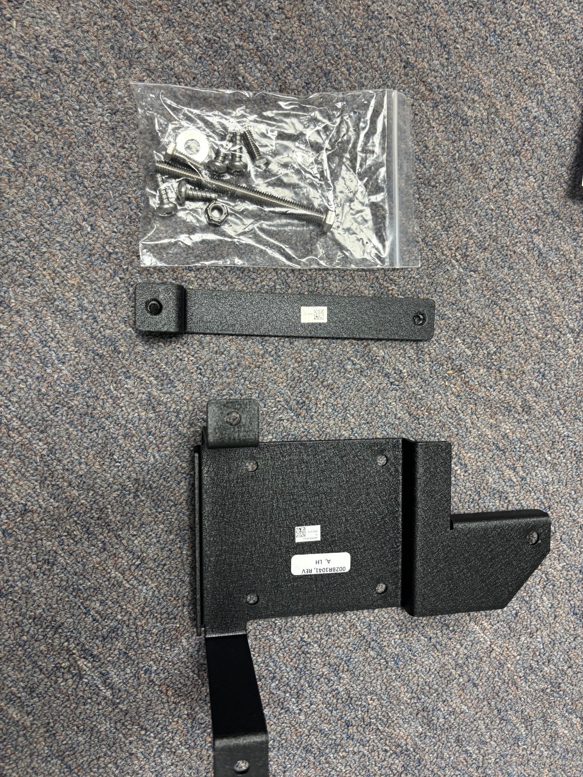21-24 TAHOE SOUNDOFF LOW FREQ SPEAKER FRAME MOUNT DRIVERS SIDE ETSSLFVBK13