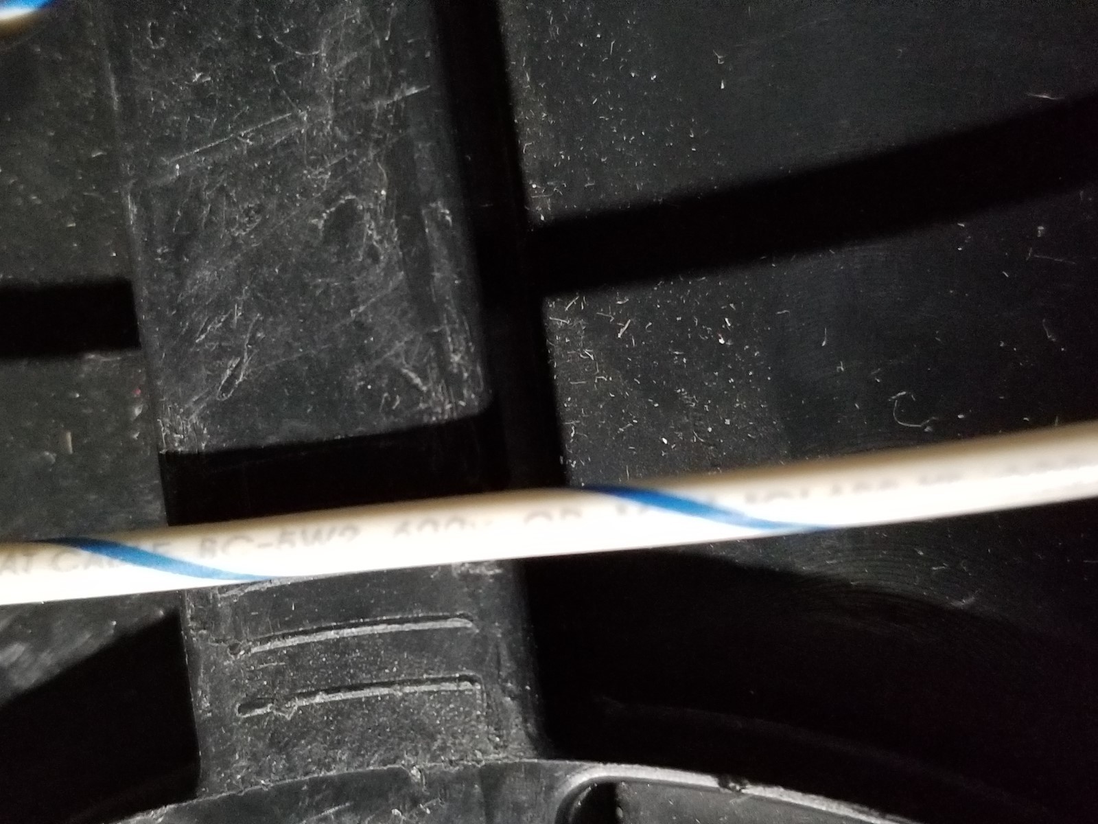 Southwire/Copperfield 16awg 26x30B Hook-Up Wire White/Blue Stripe /100ft