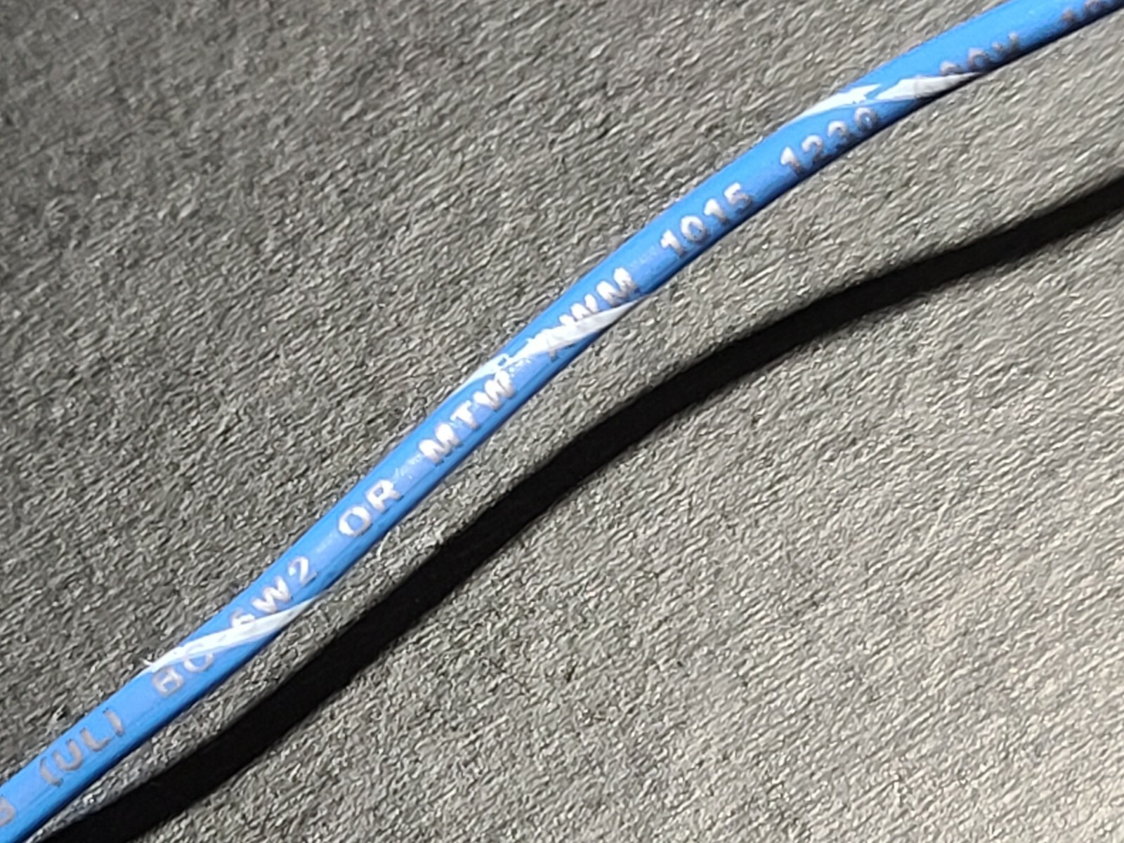 Advanced Digital Cable #16awg TnCu BC-5W2 HookUp Wire 1015/1230 Blue/White/100ft