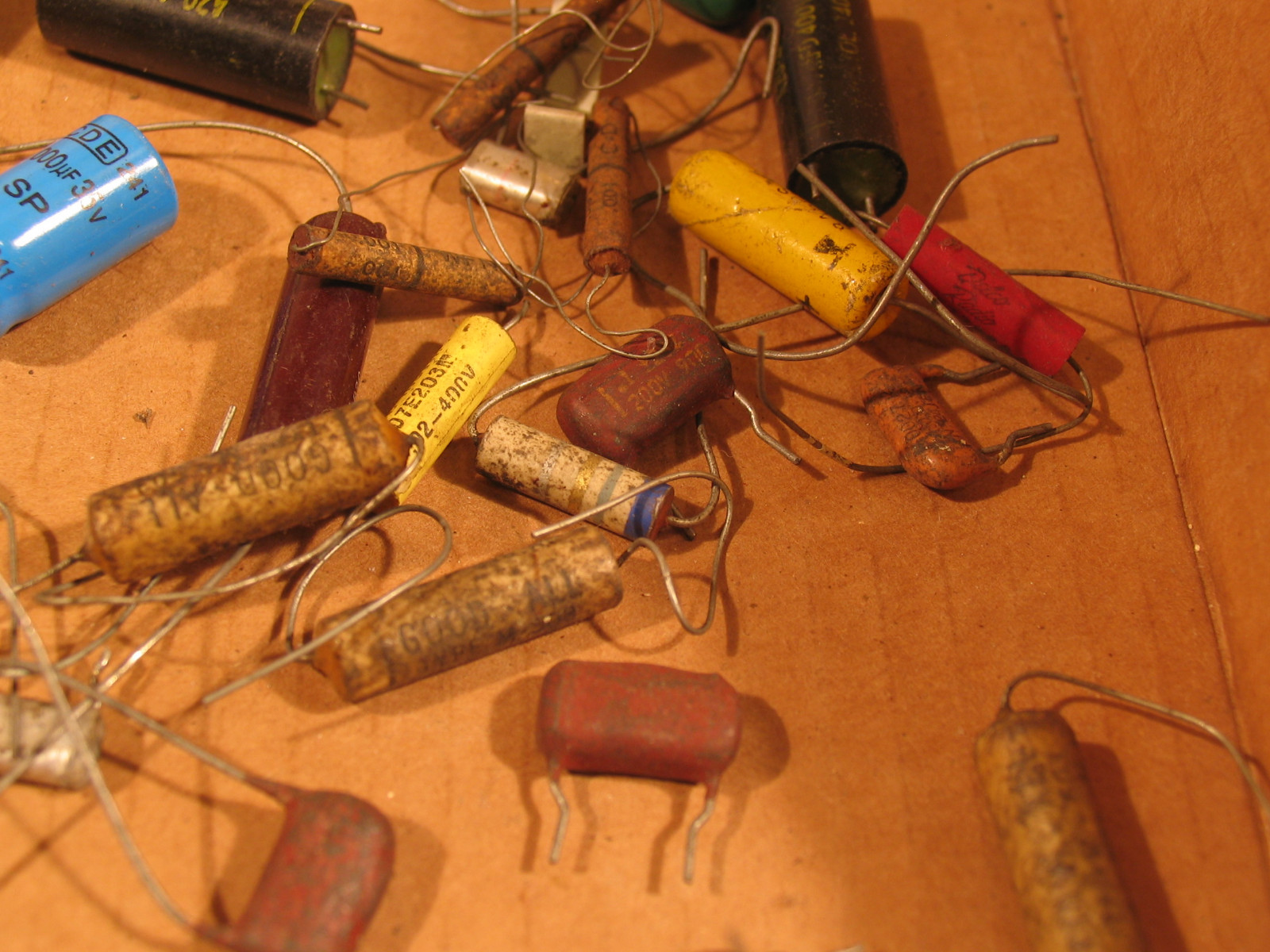 Misc. Lot of Various Resisters, etc.