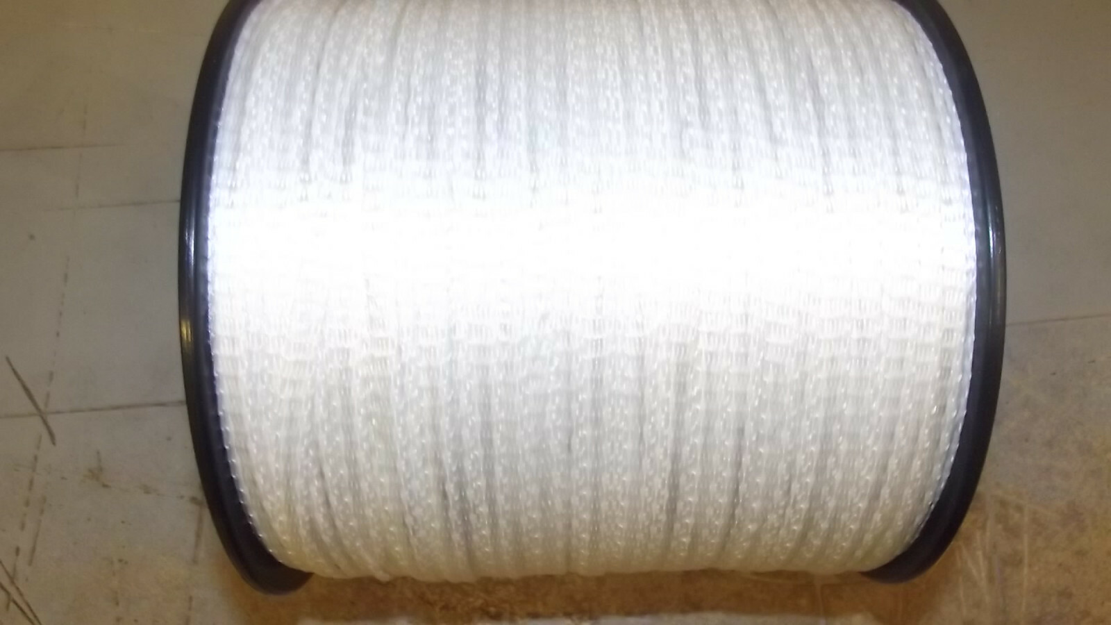 1/4″ x 1500′ 400# tensile polyester pull tape, mule tape, webbing